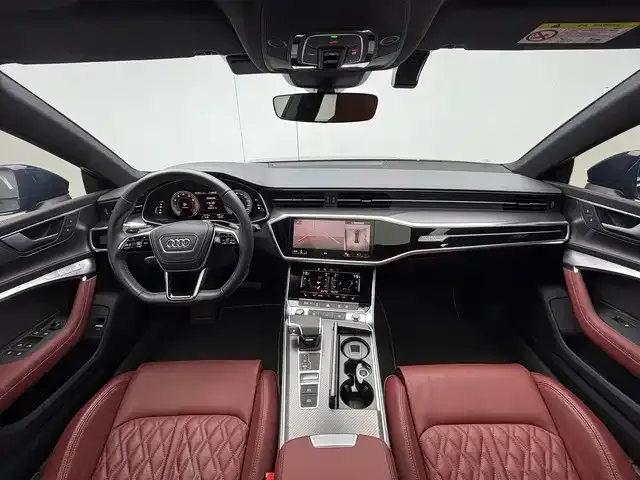 Audi A7L — фото 2