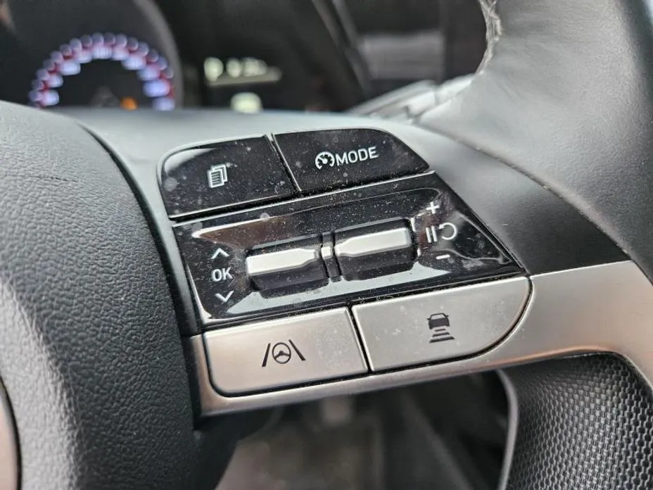 Hyundai AVANTE — фото 4