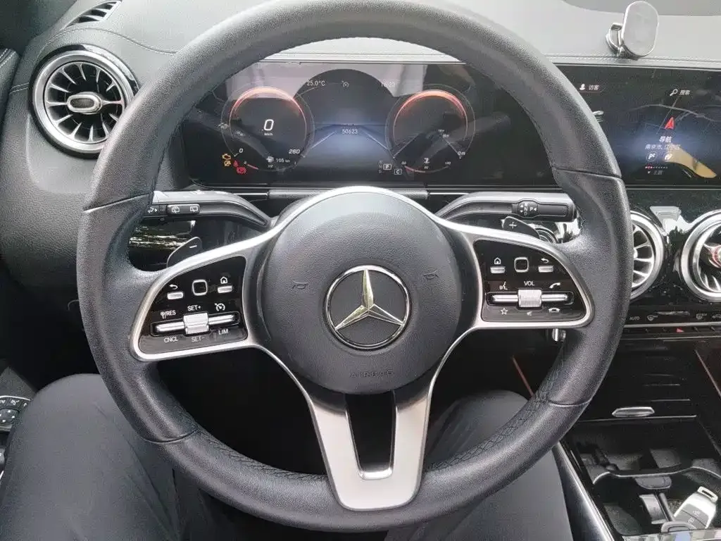 Mercedes-Benz GLA — фото 5