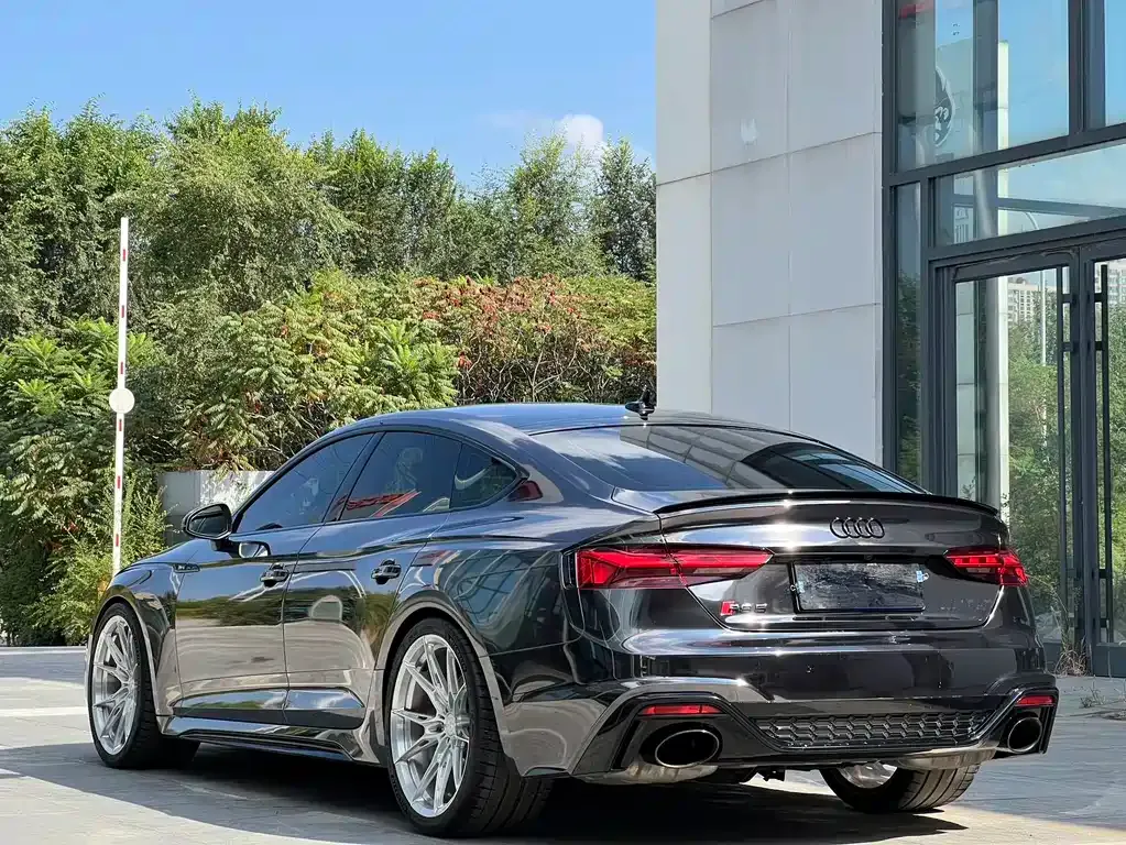 Audi RS 5 — фото 10