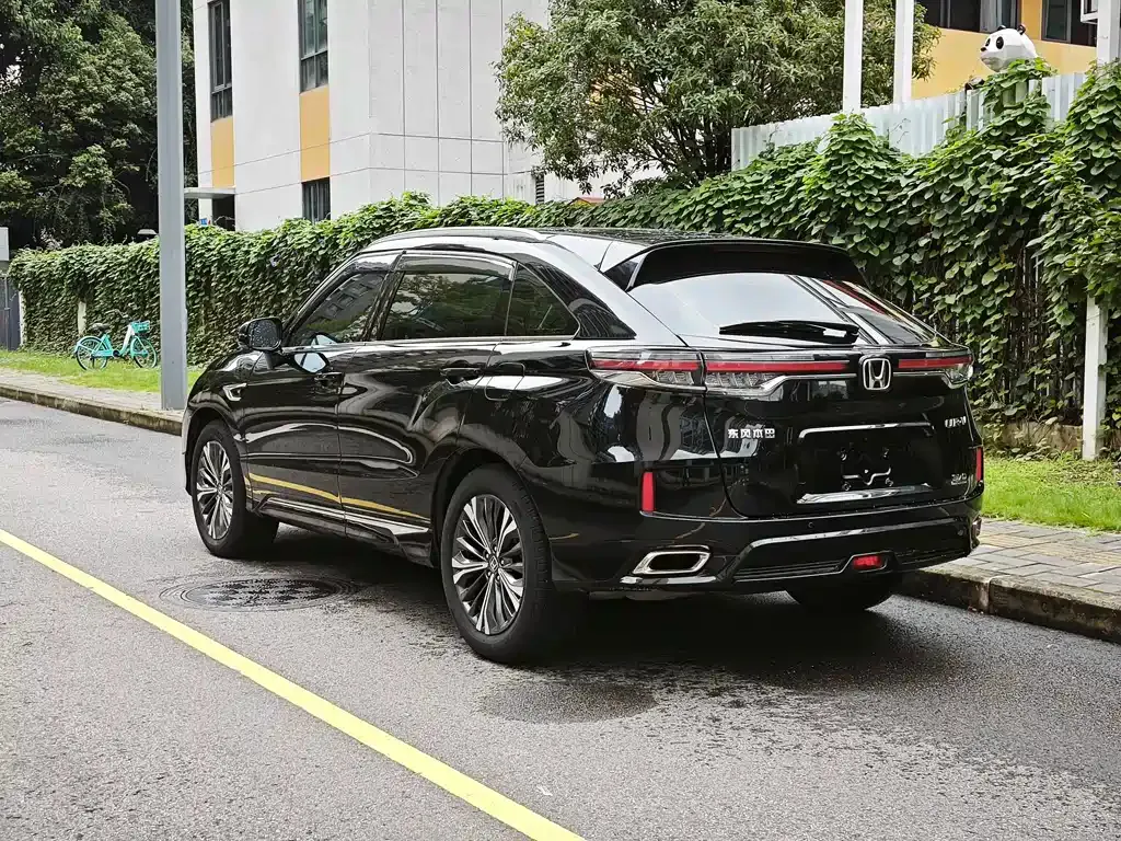 Honda UR-V — фото 10