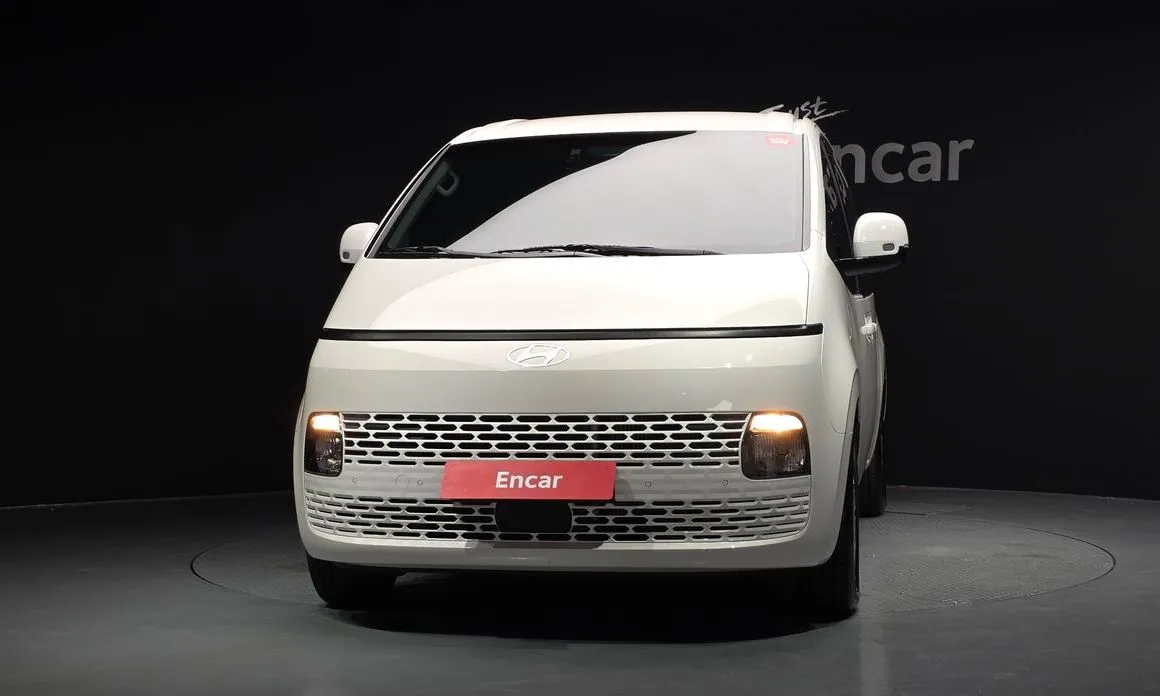 Hyundai Staria — фото 3