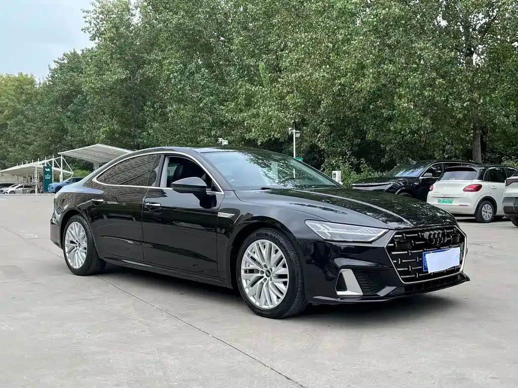 Audi A7L — фото 6