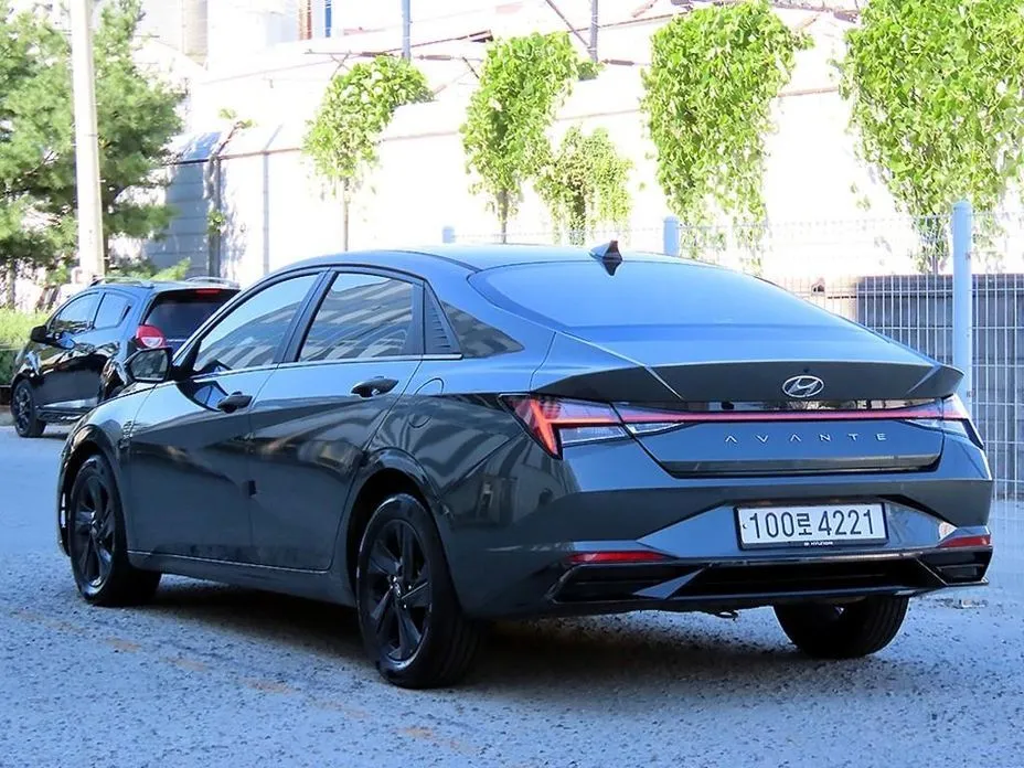 Hyundai AVANTE — фото 8