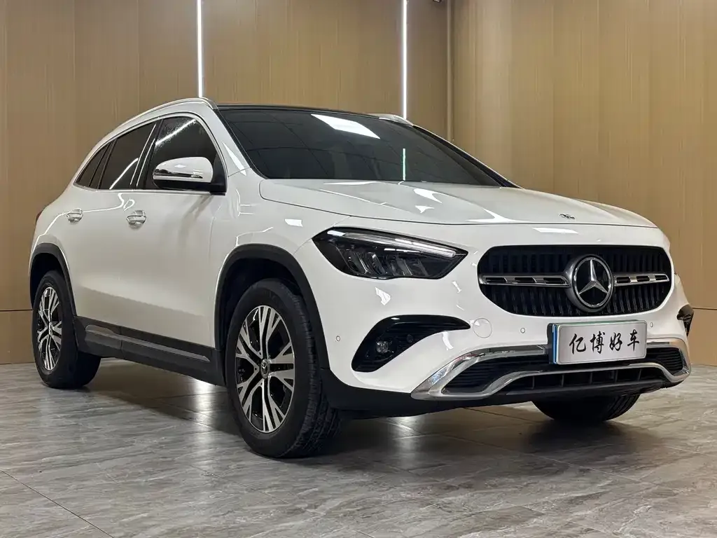 Mercedes-Benz GLA — фото 3