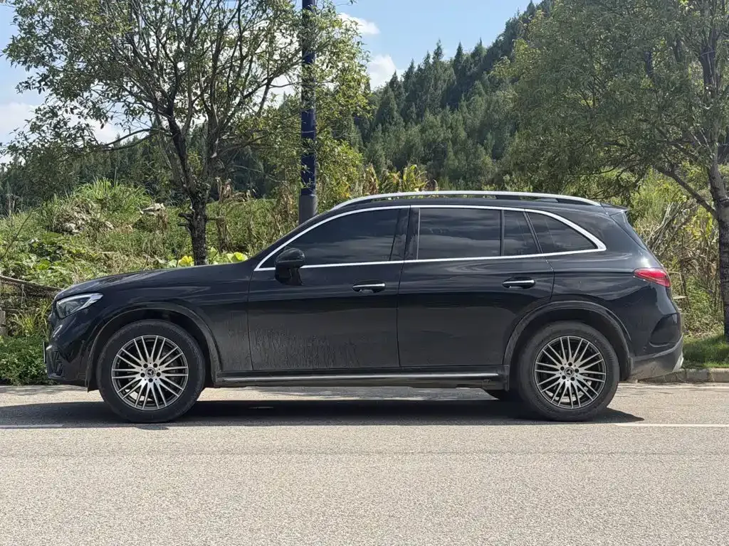 Mercedes-Benz GLC — фото 10