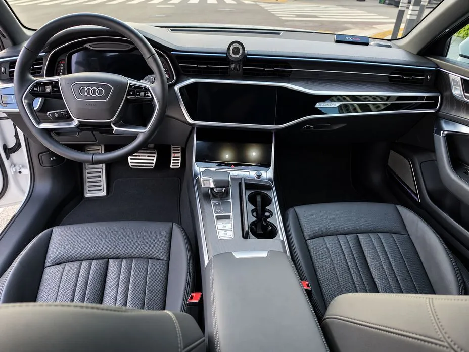 Audi A6 — фото 10