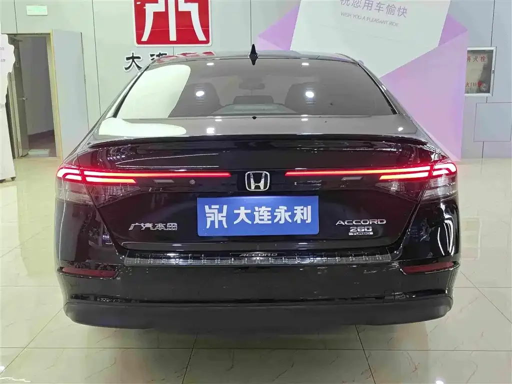 Honda Accord — фото 4