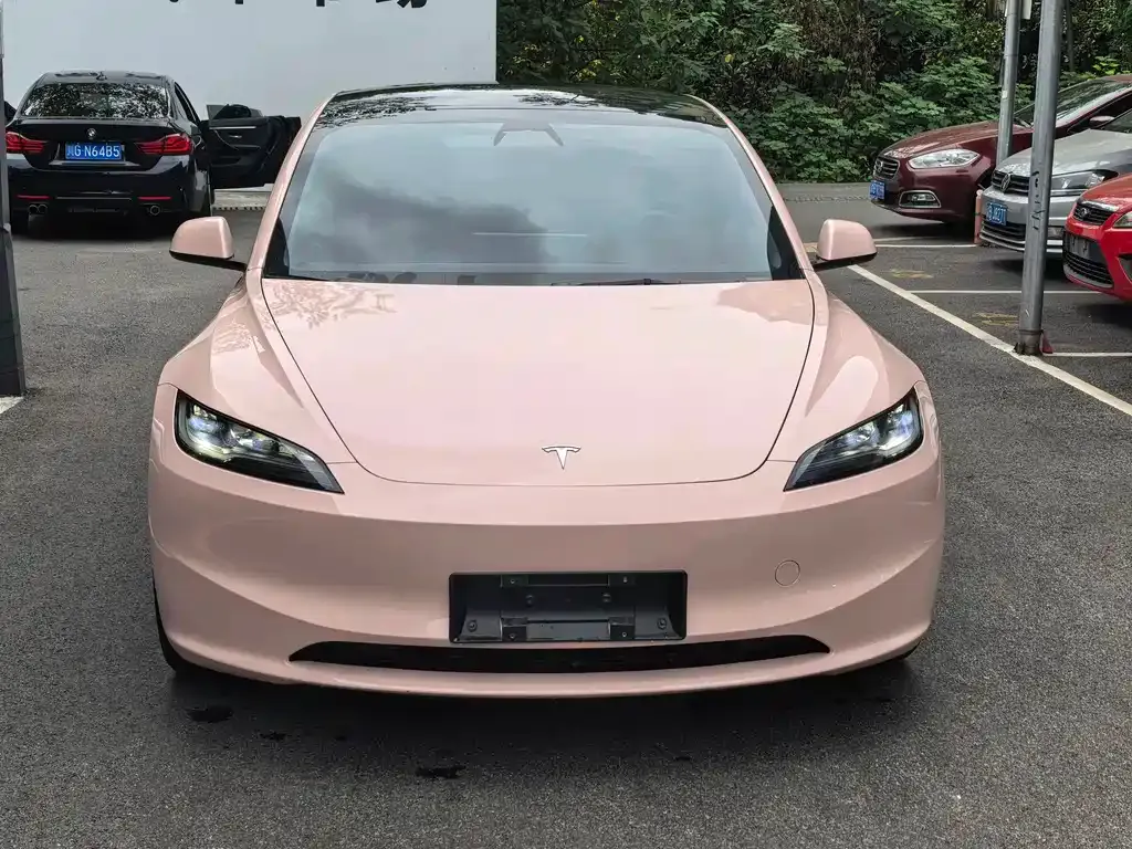 Tesla Model 3 — фото 5