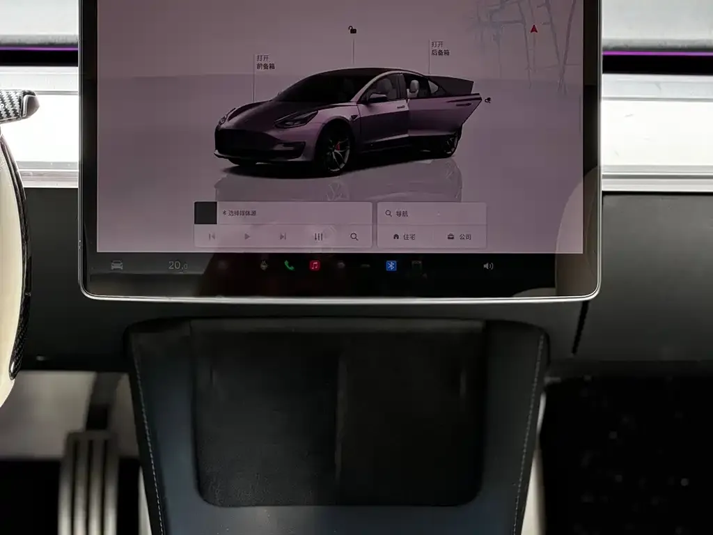 Tesla Model 3 — фото 3