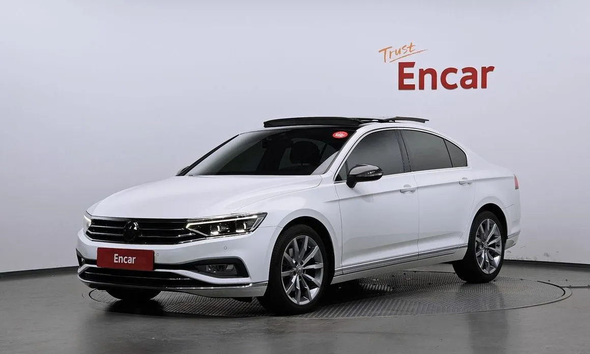 Volkswagen Passat — фото 1