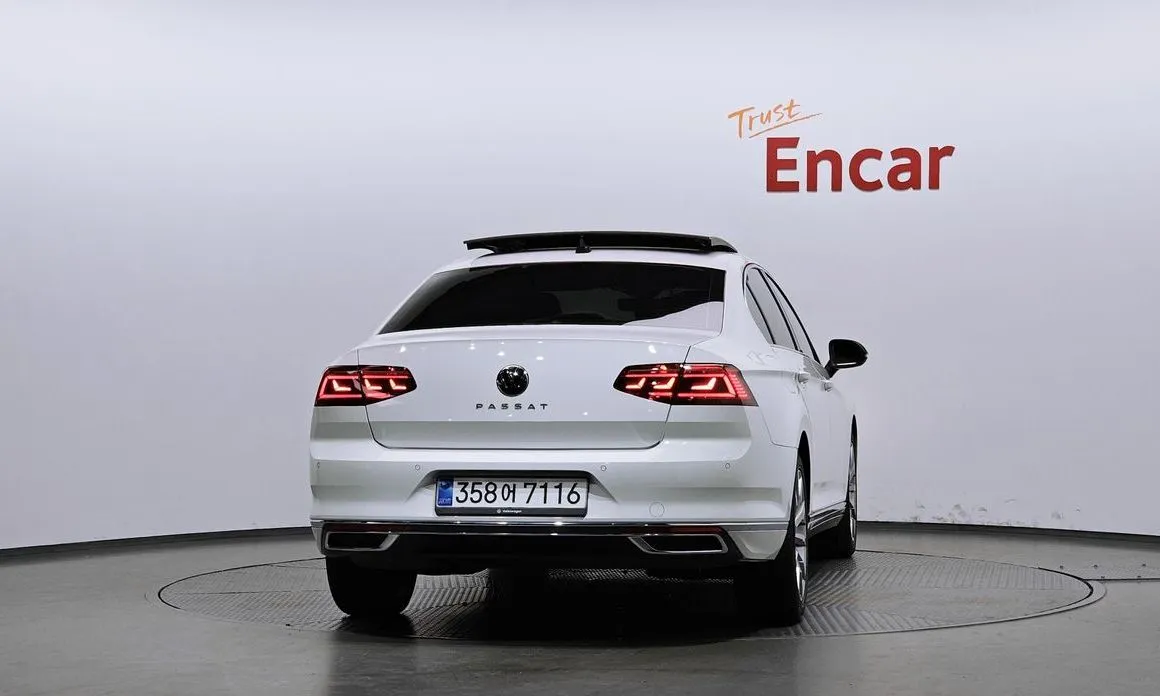 Volkswagen Passat — фото 2