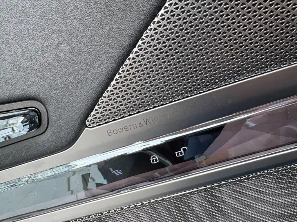 BMW i7 — фото 10