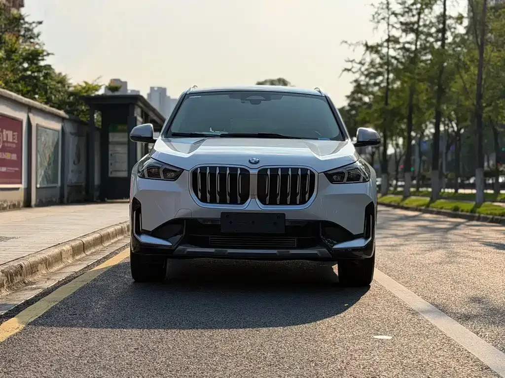 BMW X1 — фото 7