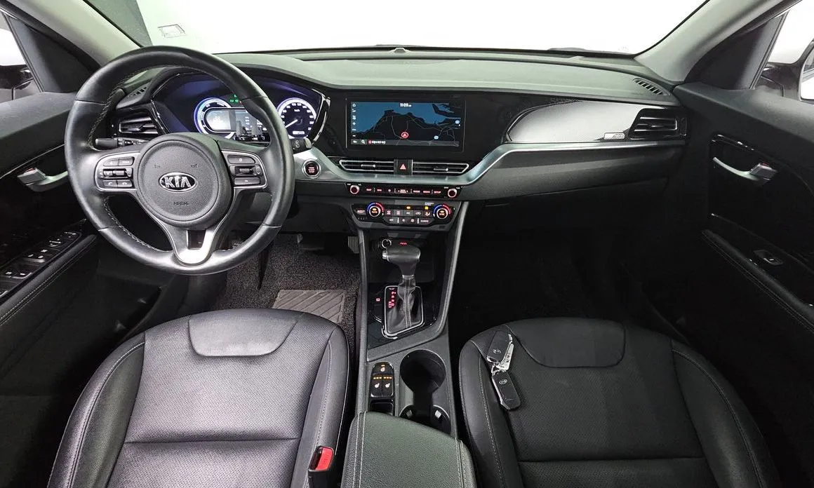 Kia Niro — фото 10