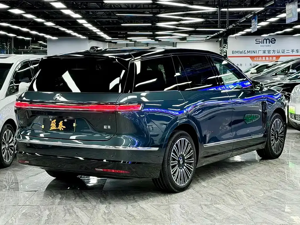 NIO ES8 — фото 10