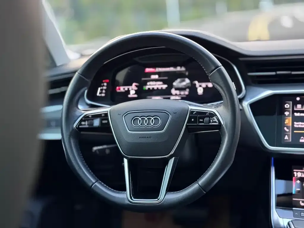 Audi A7 — фото 2