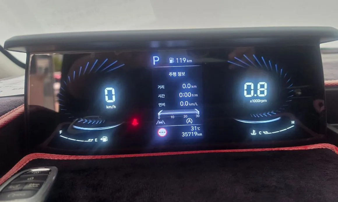 Hyundai Staria — фото 3