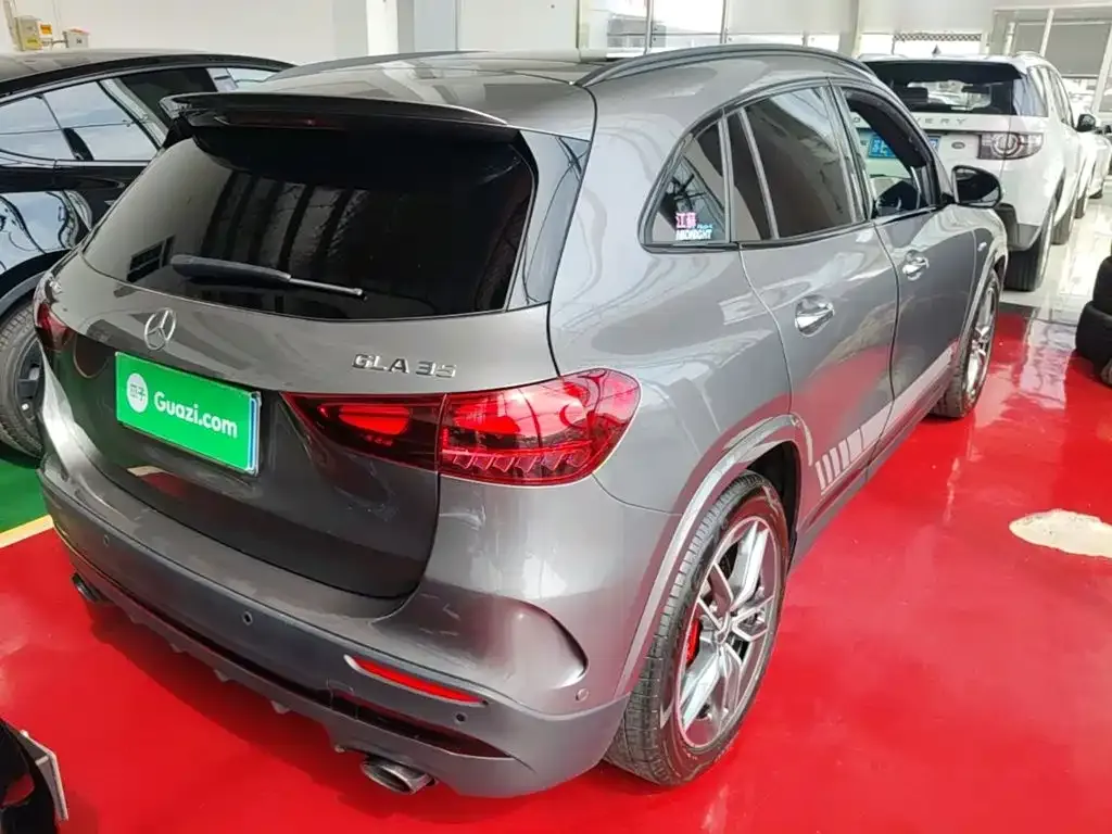 Mercedes-Benz GLA AMG — фото 7