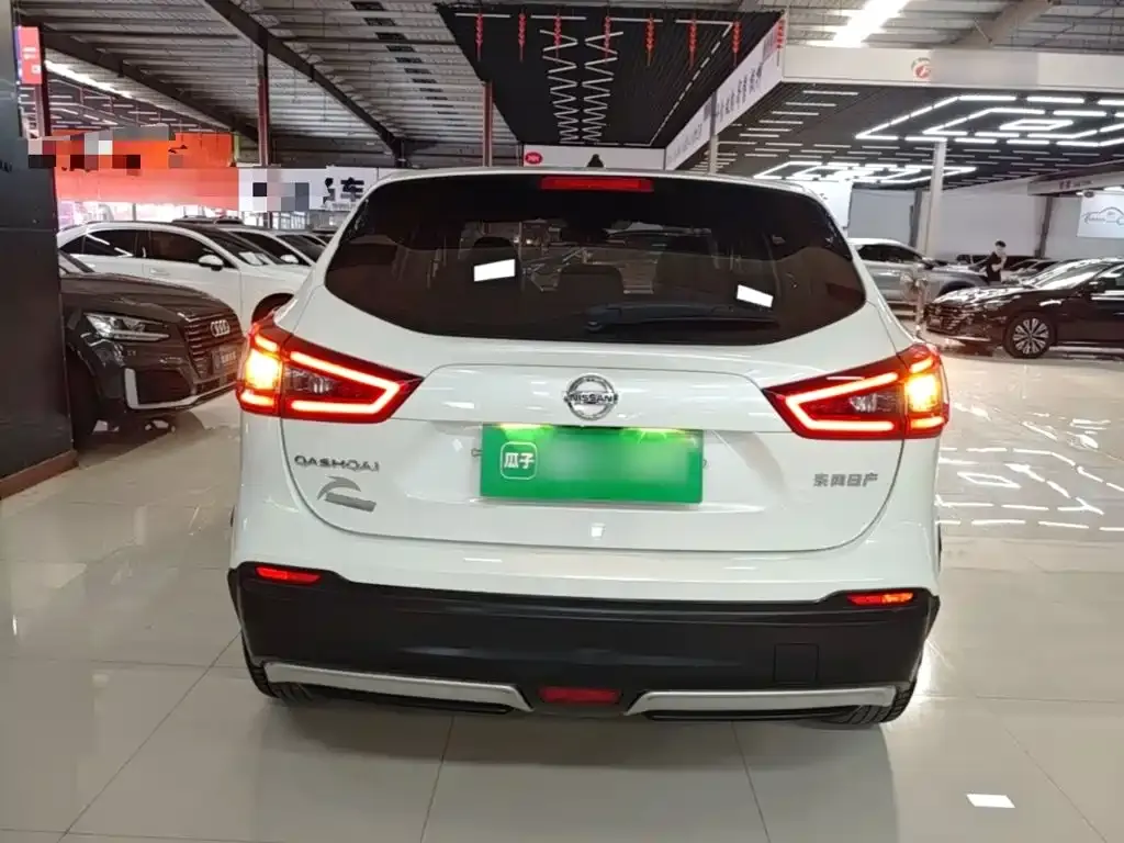 Nissan Qashqai — фото 4