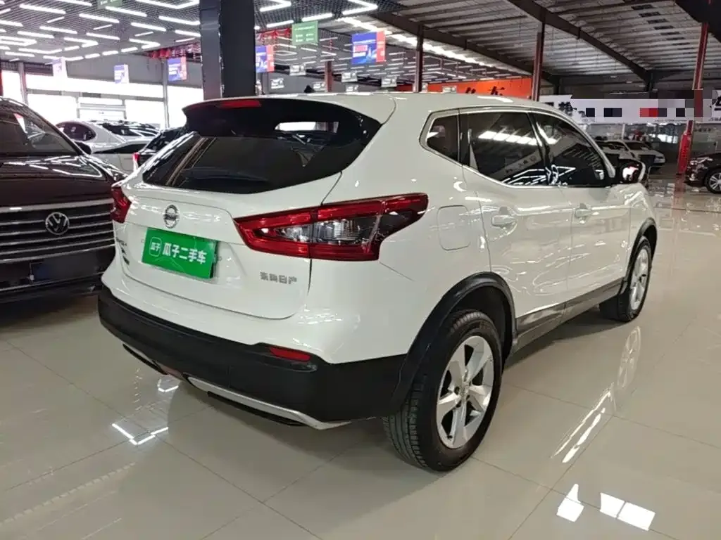 Nissan Qashqai — фото 5