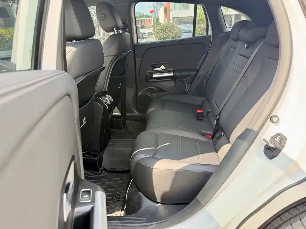 Mercedes-Benz GLA — фото 5