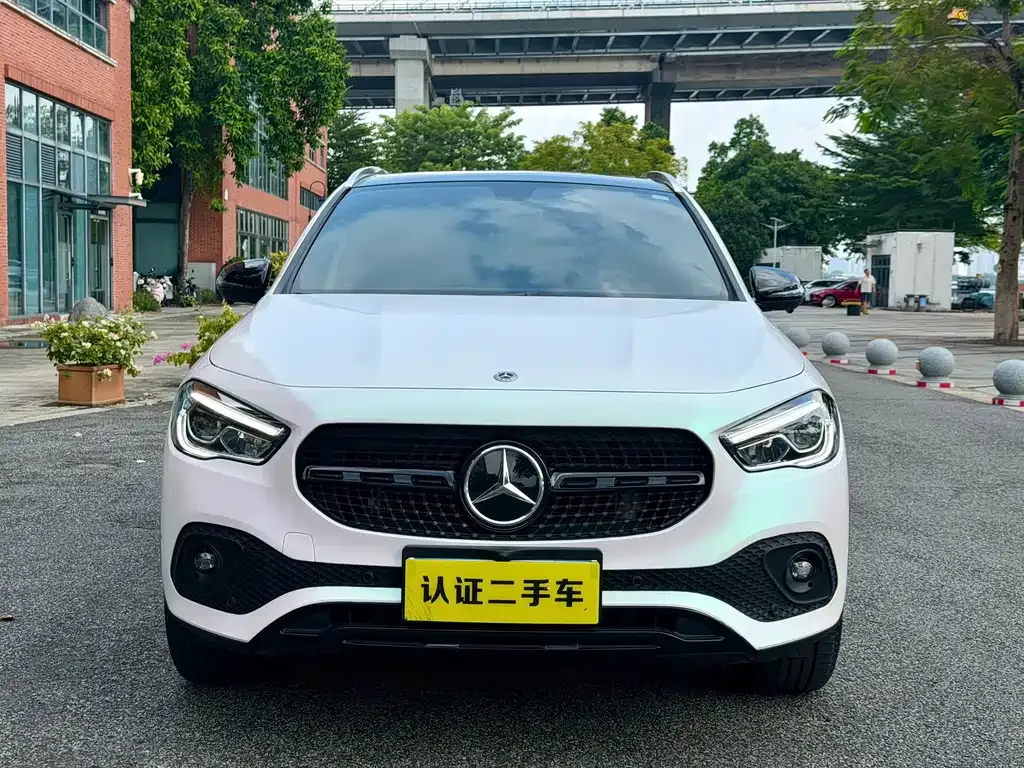 Mercedes-Benz GLA — фото 10
