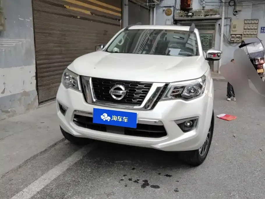 Nissan Terra — фото 4
