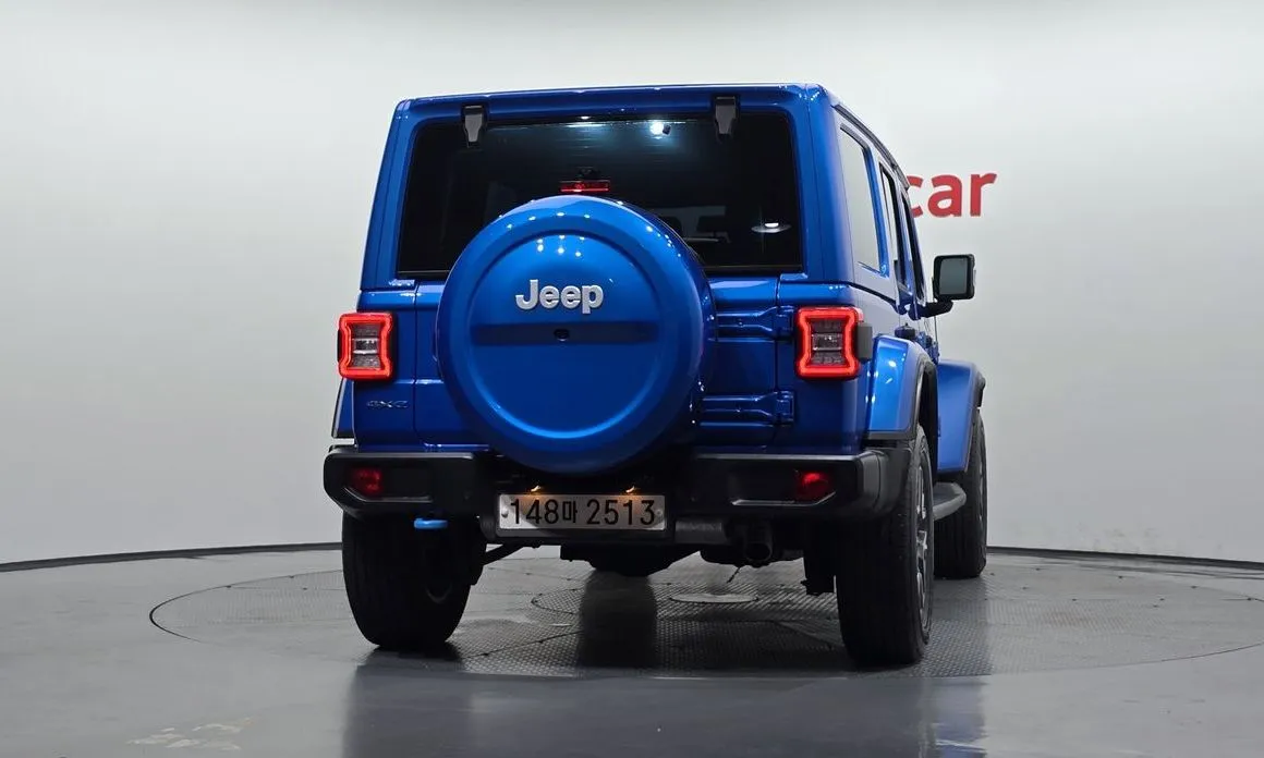 Jeep Wrangler — фото 2