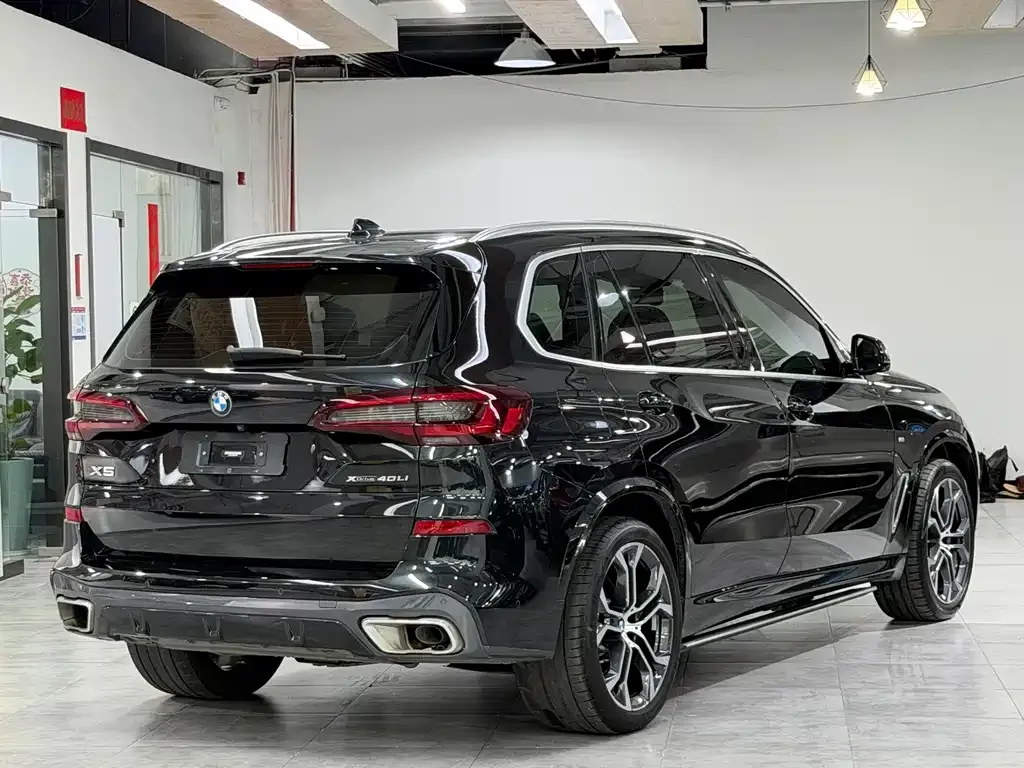 BMW X5 — фото 5