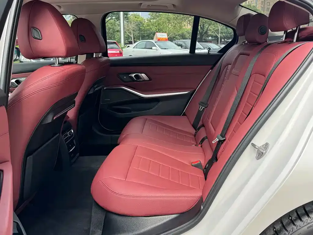 BMW 3 Series — фото 10