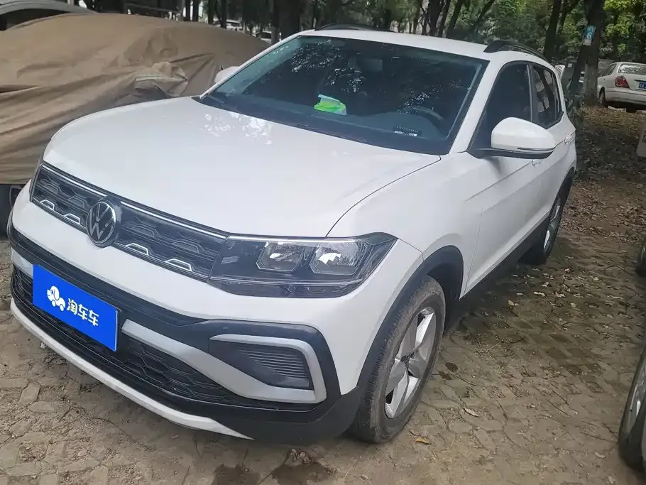 Volkswagen T-Cross — фото 1