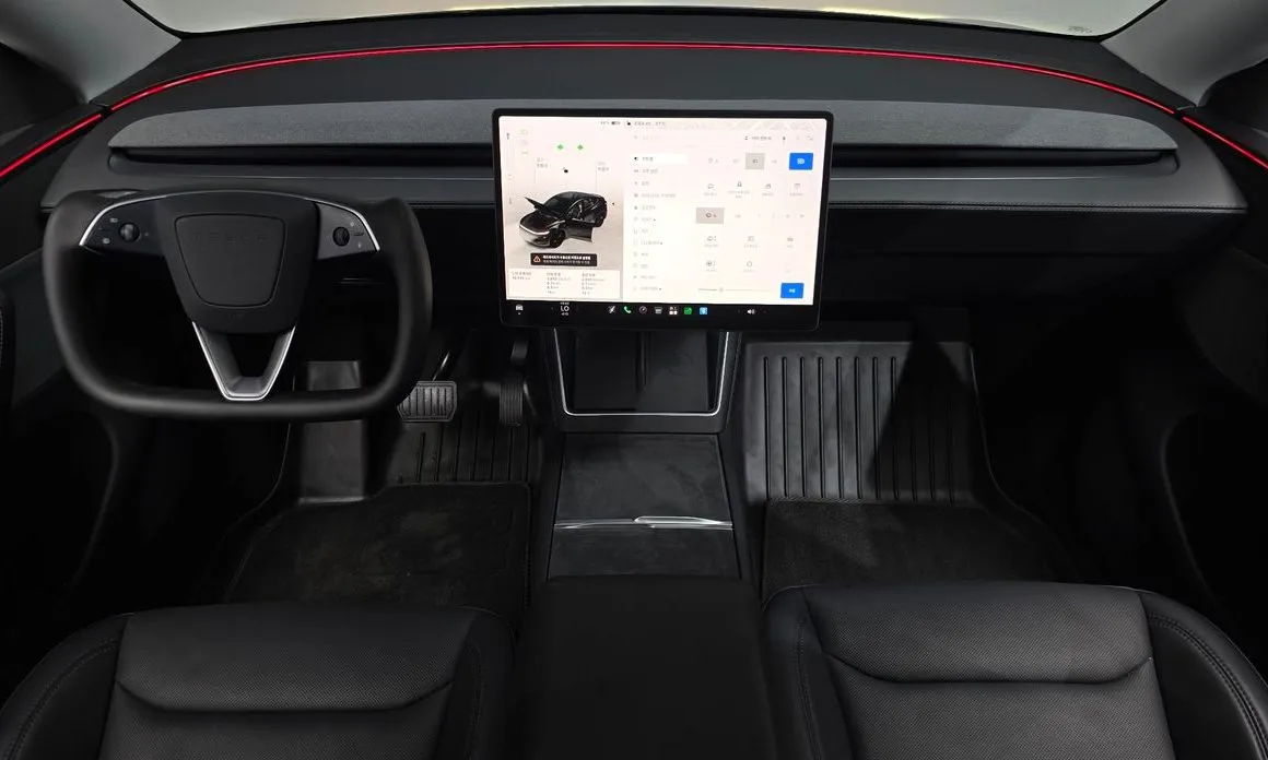 Tesla Model Y — фото 8