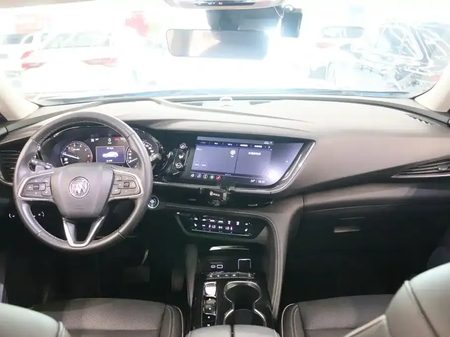 Buick Envision Plus — фото 10