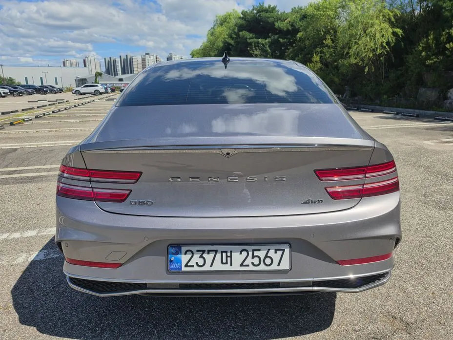 Genesis G80 — фото 10