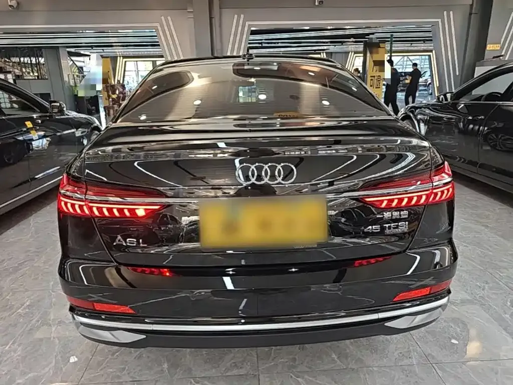 Audi A6L — фото 5