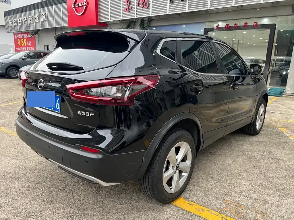 Nissan Qashqai — фото 6