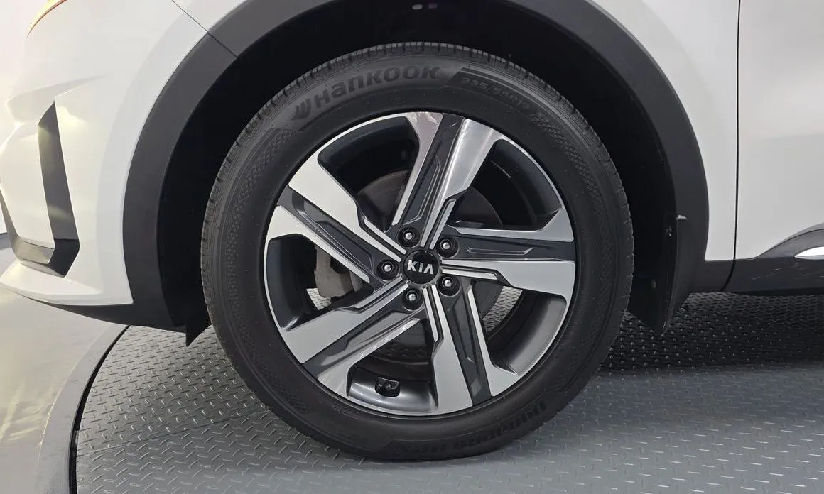 Kia Sorento — фото 7