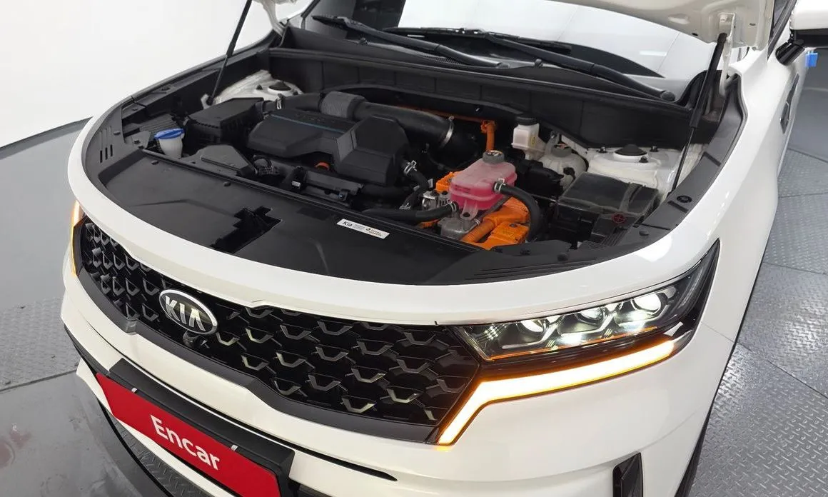 Kia Sorento — фото 8
