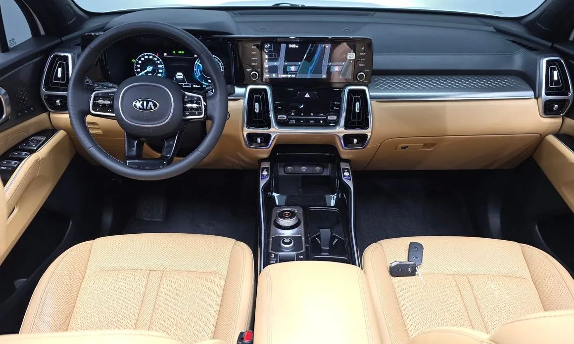 Kia Sorento — фото 6