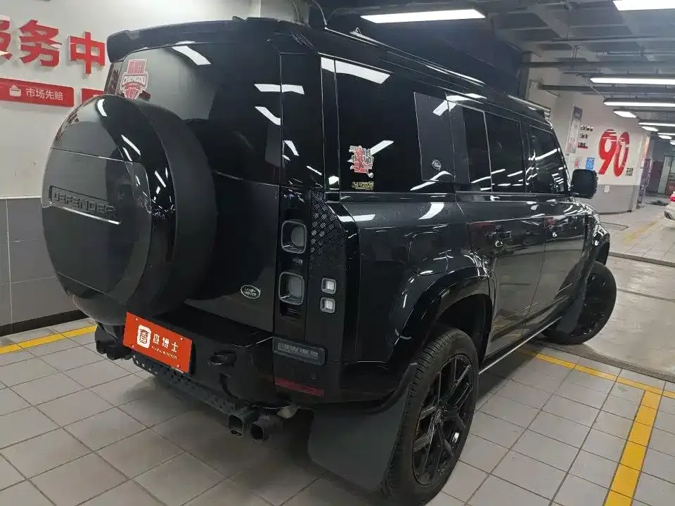 Land Rover Defender — фото 9