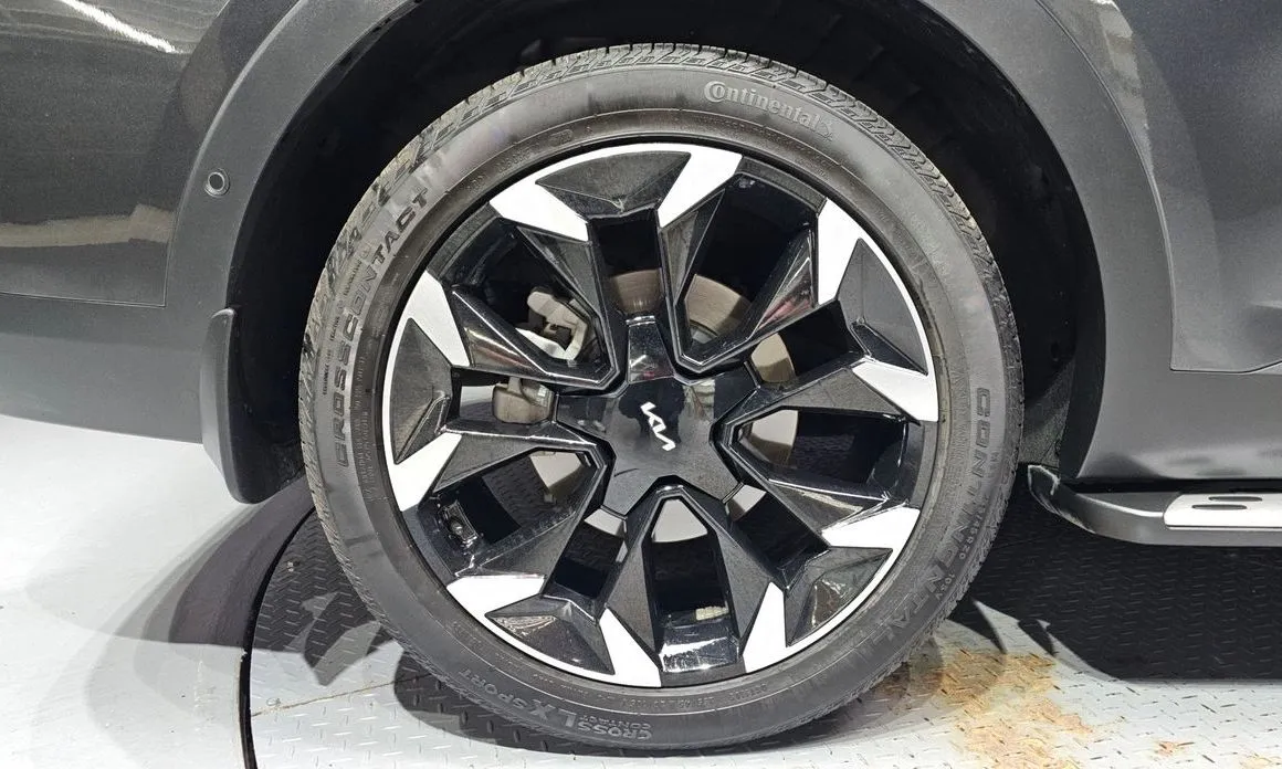 Kia Sorento — фото 7