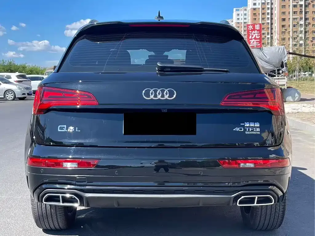 Audi Q5L — фото 3