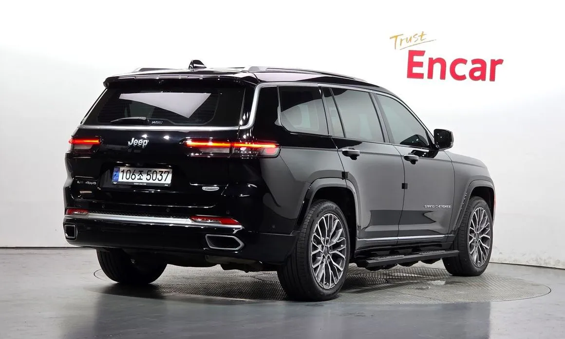 Jeep Cherokee — фото 7