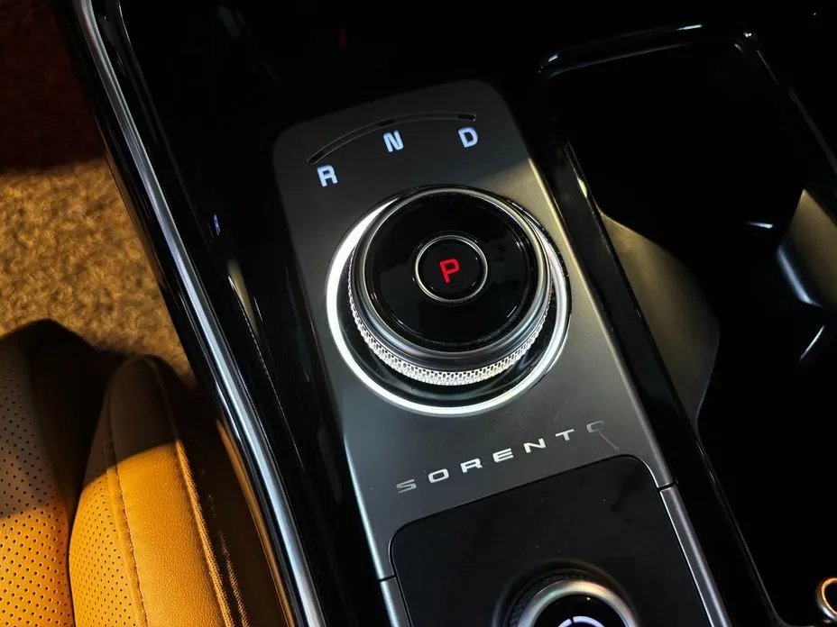 Kia Sorento — фото 3