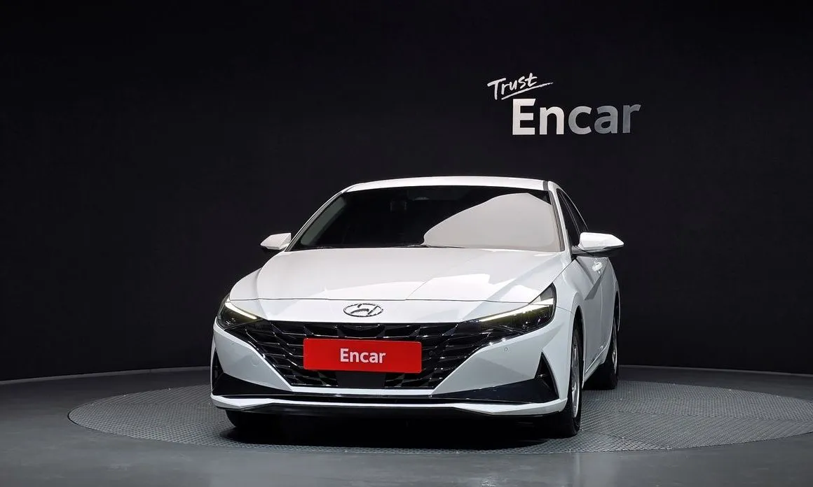 Hyundai AVANTE — фото 4