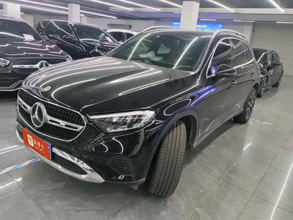Mercedes-Benz GLC — фото 1