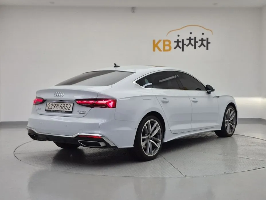Audi A5 — фото 9