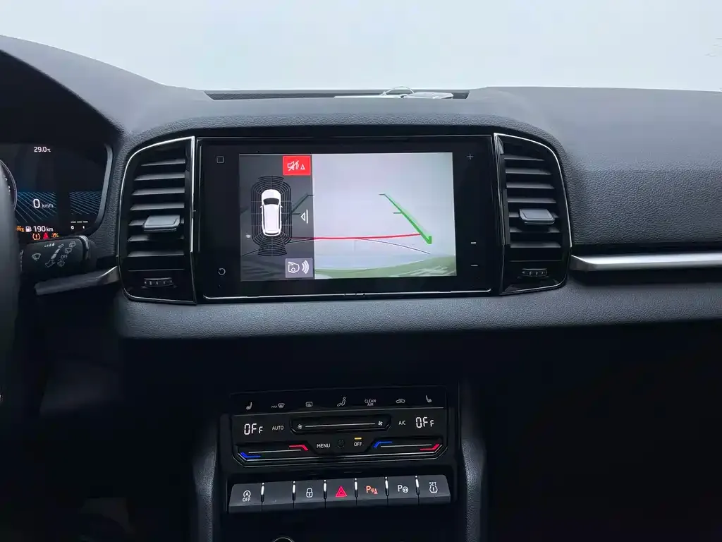 Skoda Karoq — фото 6