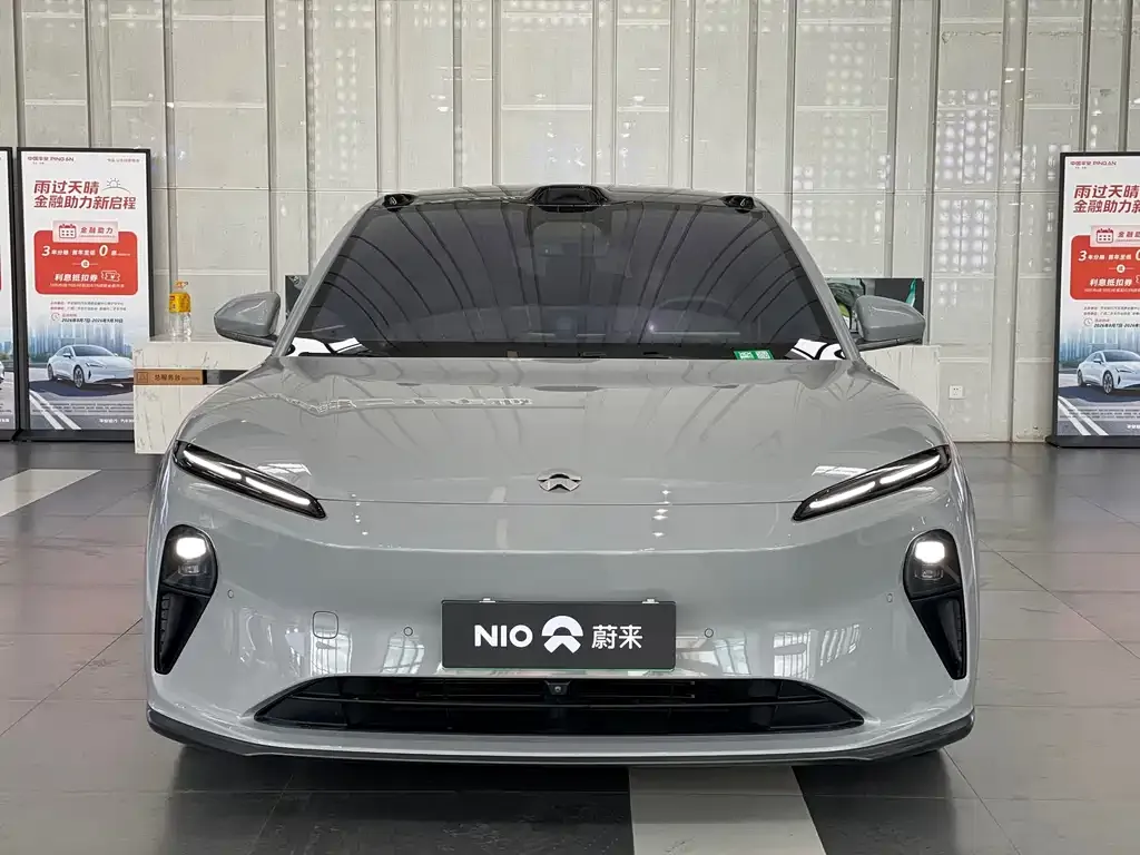 NIO ET5T — фото 9
